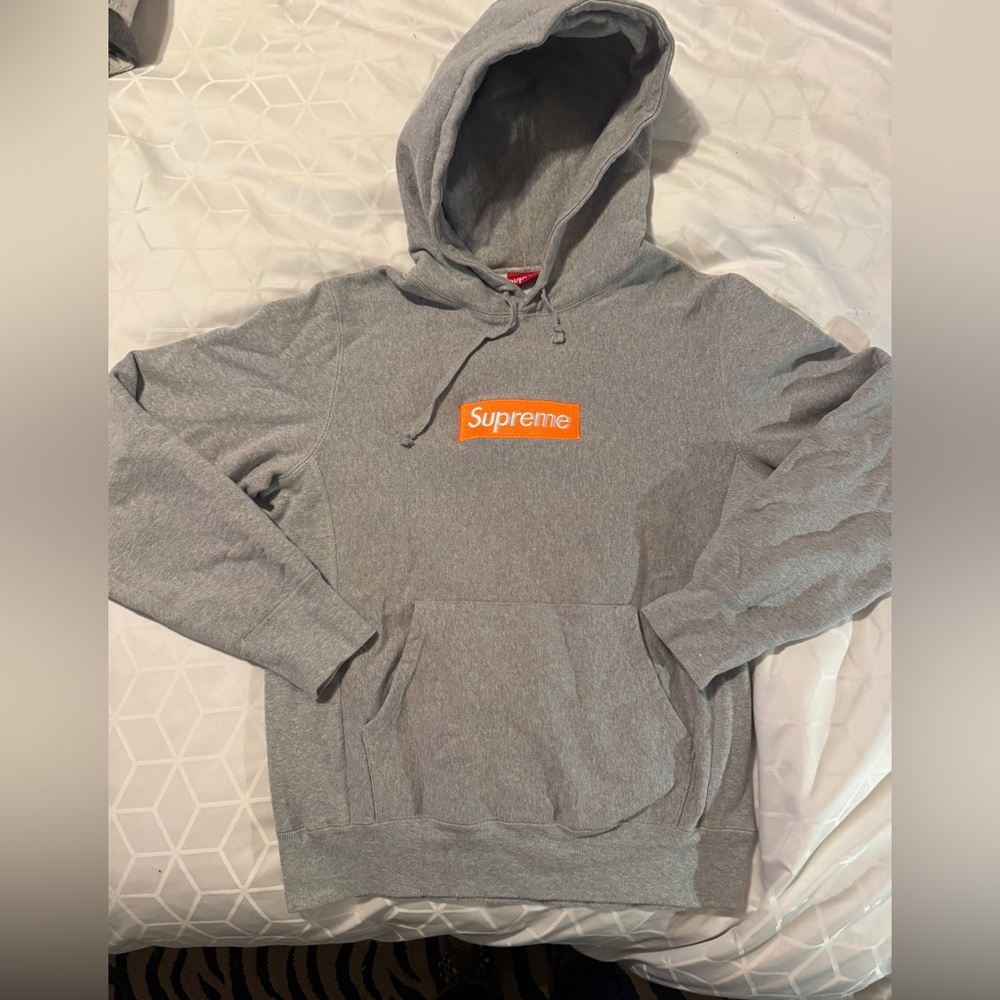Supreme Box Logo Hoodie Heather Grey Size L Red Box Logo  EUC